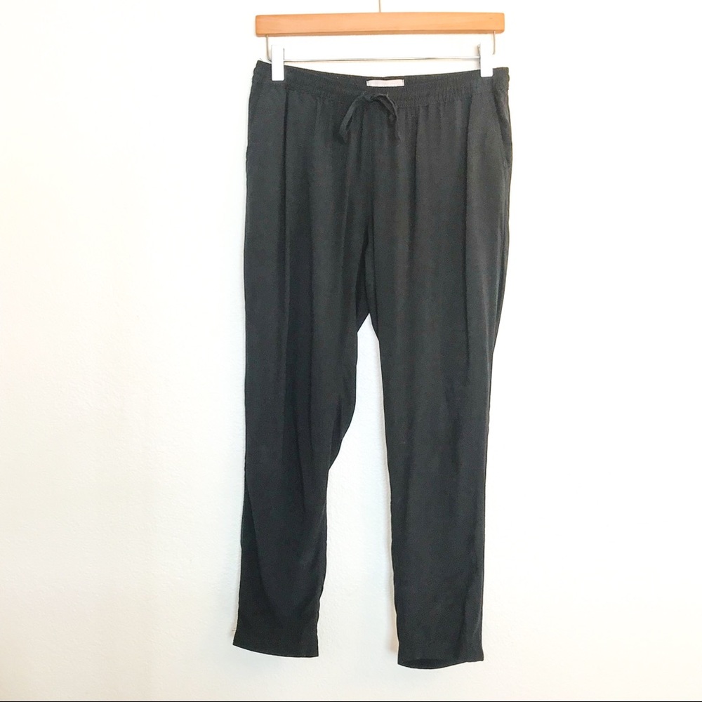 Banana Republic Black Jogger Pants - Picture 4 of 7